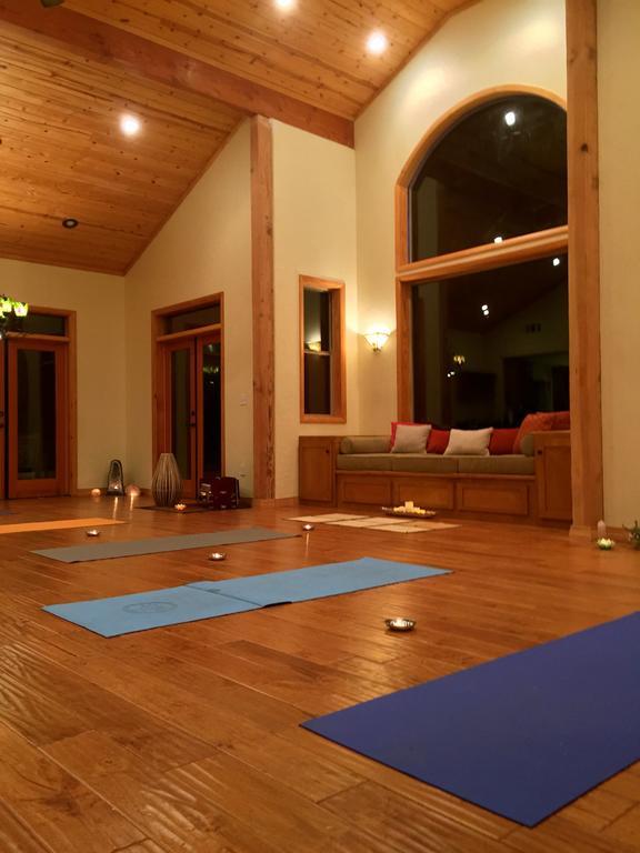 Kaweah Chakra Resort Three Rivers Room photo